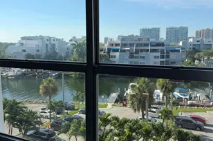 400 Kings Point Dr, Sunny Isles Beach, FL 33160 - Photo 9