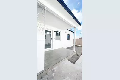 1013 NW 1st Ave, Hallandale Beach, FL 33009 - Photo 23