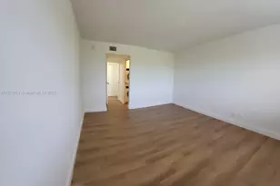 4354 NW 9th Ave, Deerfield Beach, FL 33064 - Photo 7