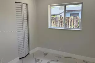 1050 NW 25th Way, Fort Lauderdale, FL 33311 - Photo 21