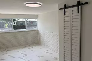 1050 NW 25th Way, Fort Lauderdale, FL 33311 - Photo 7