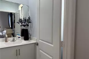 3464 W 114th Terrace, Hialeah, FL 33018 - Photo 31