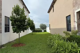 3464 W 114th Terrace, Hialeah, FL 33018 - Photo 3