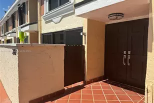 2777 NE 165th Terrace, North Miami Beach, FL 33160 - Photo 1