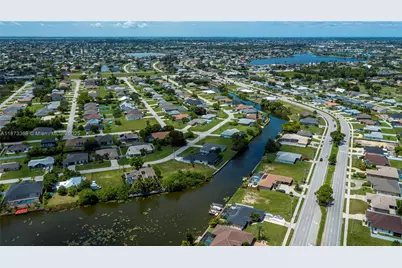 1203 SE 3rd Ave, Cape Coral, FL 33990 - Photo 23