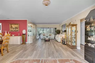 16561 Royal Poinciana Dr, Weston, FL 33326 - Photo 3