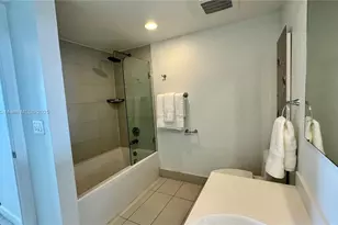 2600 E Hallandale Beach Blvd, Hallandale Beach, FL 33009 - Photo 15