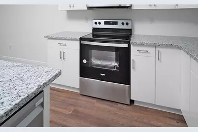 8007 Vega Ct, Labelle, FL 33935 - Photo 3