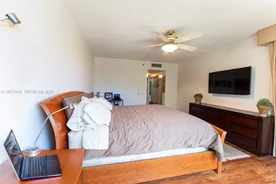 3640 Yacht Club Dr #305, Aventura, FL 33180 - Photo 23