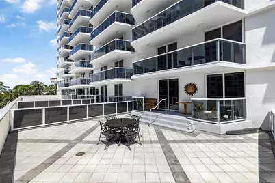 2401 Collins Ave #404, Miami Beach, FL 33140 - Photo 25