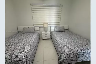 17050 N Bay Rd #405, Sunny Isles Beach, FL 33160 - Photo 11