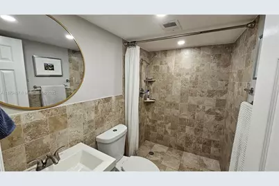 1631 NE 114th St #109, Miami, FL 33181 - Photo 13