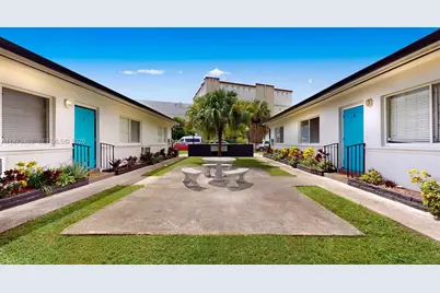 2499 SW 27th St #7, Miami, FL 33133 - Photo 1