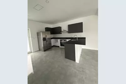 723 NW 19th Ave #A, Fort Lauderdale, FL 33311 - Photo 9
