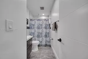 521 W Evanston Cir, Fort Lauderdale, FL 33312 - Photo 19