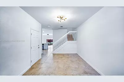 144 SE 34th Ave, Homestead, FL 33033 - Photo 3