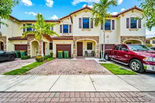 144 SE 34th Ave, Homestead, FL 33033 - Photo 1