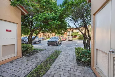 2225 Clipper Pl, Fort Lauderdale, FL 33312 - Photo 37