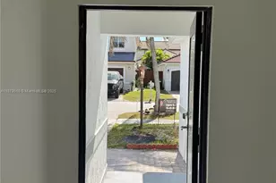 15921 SW 82nd St, Miami, FL 33193 - Photo 13