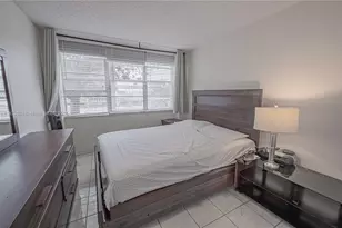 2761 Taft St, Hollywood, FL 33020 - Photo 25