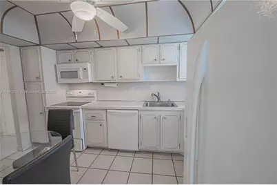 2761 Taft St #204, Hollywood, FL 33020 - Photo 17