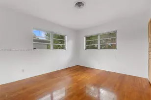 80 NE 48th St, Oakland Park, FL 33334 - Photo 19