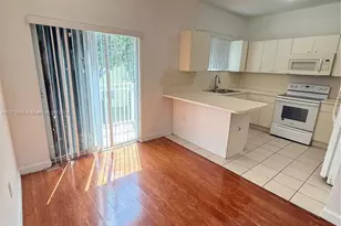 373 NE 26th Pl, Homestead, FL 33033 - Photo 3