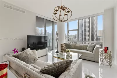 851 NE 1st Ave #1611, Miami, FL 33132 - Photo 1