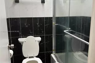 3760 Inverrary Dr, Lauderhill, FL 33319 - Photo 21