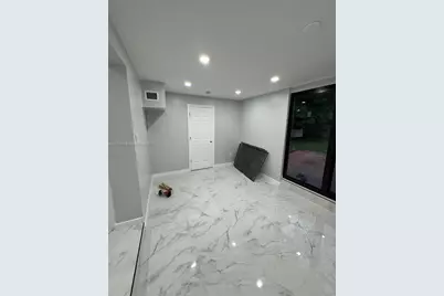 4120 SW 31st Dr, West Park, FL 33023 - Photo 11