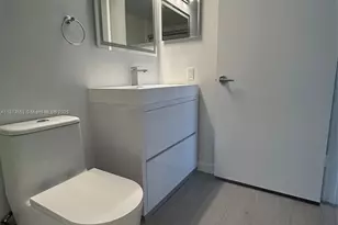 540 Brickell Key Dr, Miami, FL 33131 - Photo 19