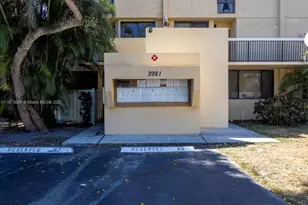 2921 SW 87th Ave, Davie, FL 33328 - Photo 35