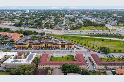 2551 NW 13th St #10, Miami, FL 33125 - Photo 17