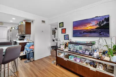 2551 NW 13th St #10, Miami, FL 33125 - Photo 5