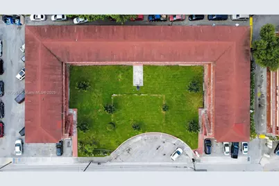 2551 NW 13th St #10, Miami, FL 33125 - Photo 15