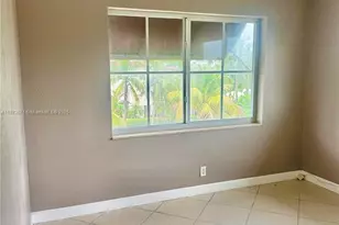 924 SE 2nd St, Fort Lauderdale, FL 33301 - Photo 3