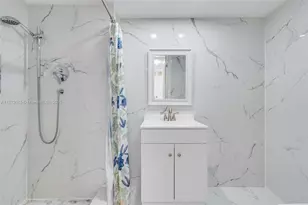 2750 NE 183rd St, Aventura, FL 33160 - Photo 25