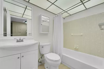 9644 S Belfort Cir #211, Tamarac, FL 33321 - Photo 7