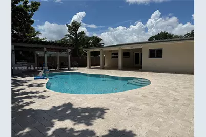 17071 SW 85th Ave, Palmetto Bay, FL 33157 - Photo 5