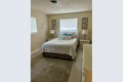 1241 Manor Dr, Riviera Beach, FL 33404 - Photo 11