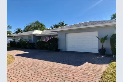 1241 Manor Dr, Riviera Beach, FL 33404 - Photo 1