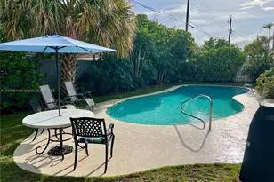 1241 Manor Dr, Riviera Beach, FL 33404 - Photo 3