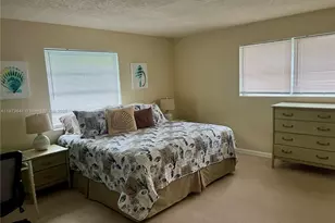 1241 Manor Dr, Riviera Beach, FL 33404 - Photo 9