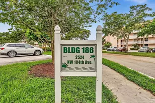 2524 NW 104th Ave, Sunrise, FL 33322 - Photo 23