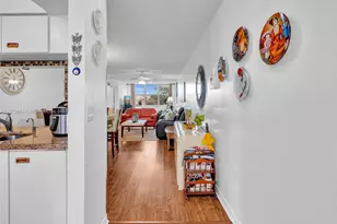 2524 NW 104th Ave, Sunrise, FL 33322 - Photo 3