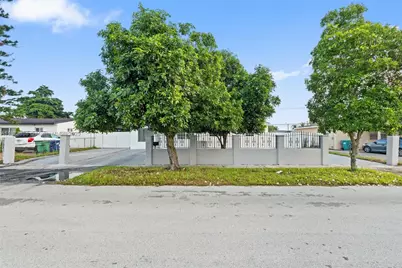 2981 NW 174th St, Miami Gardens, FL 33056 - Photo 1