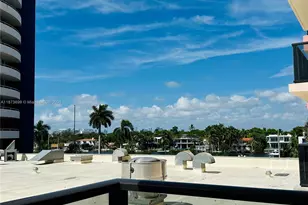 5225 Collins Ave, Miami Beach, FL 33140 - Photo 17