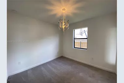 2424 SE 3rd St, Homestead, FL 33033 - Photo 9