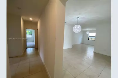 2424 SE 3rd St, Homestead, FL 33033 - Photo 13