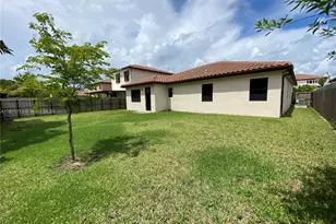 2424 SE 3rd St, Homestead, FL 33033 - Photo 29